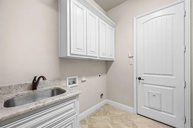 $670,000 | 905 Pleasant View Drive, Rockwall, TX 75087