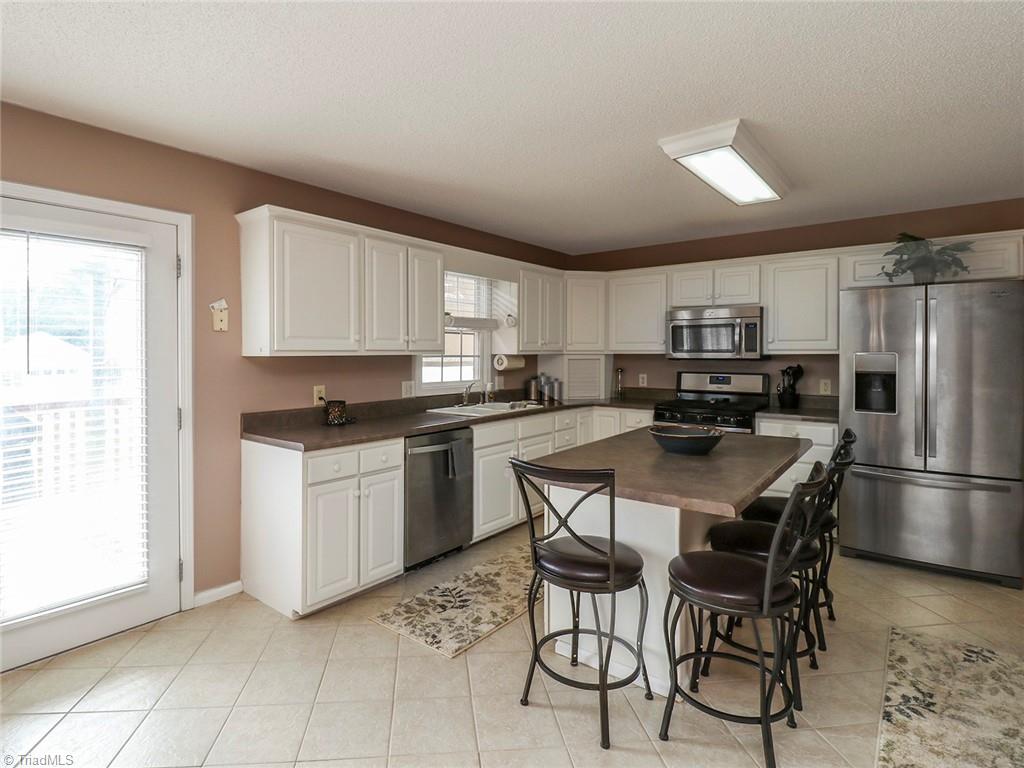 6078 Weant Road Archdale, NC 27263 - Photo 12 of 28 Gallery Image 12