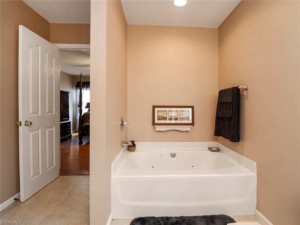 6078 Weant Road Archdale, NC 27263 - Photo 17 of 28 Gallery Image 17