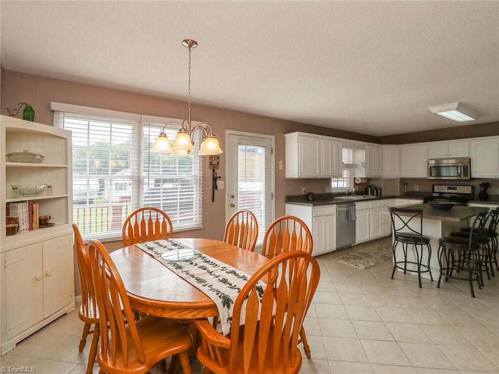 6078 Weant Road Archdale, NC 27263 - Photo 9 of 28 Gallery Image 9