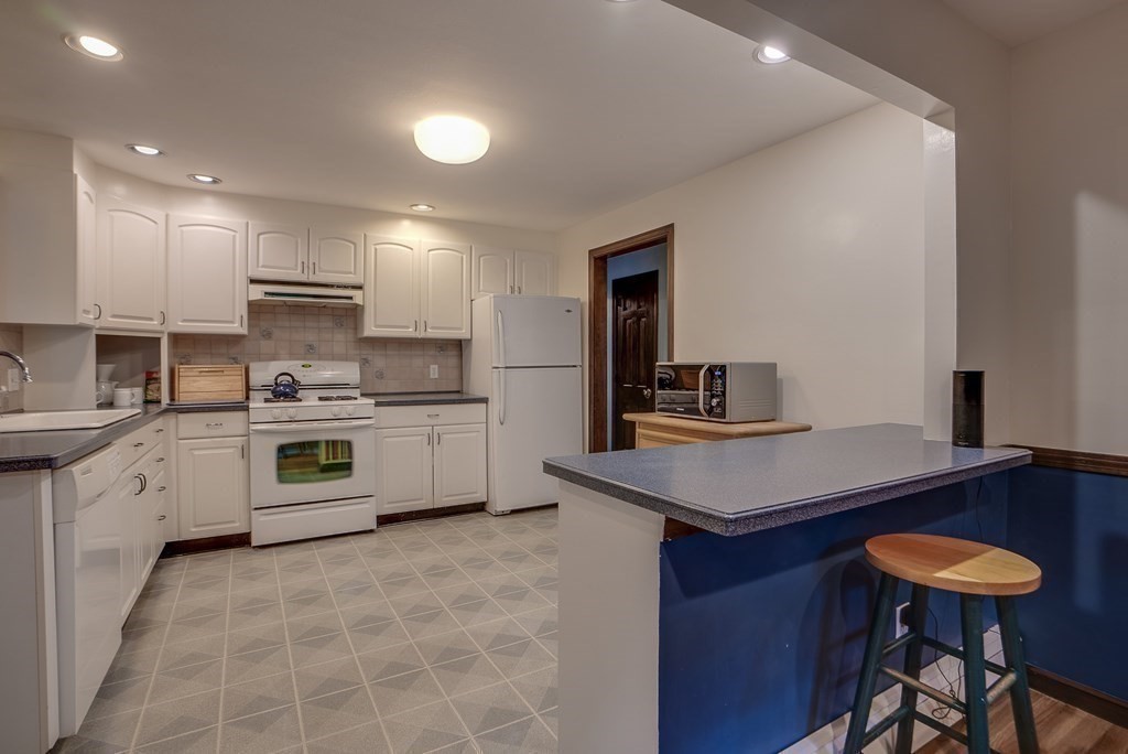 16 Whalen Road Hopkinton, MA 01748 - Photo 14 of 42 Gallery Image 14