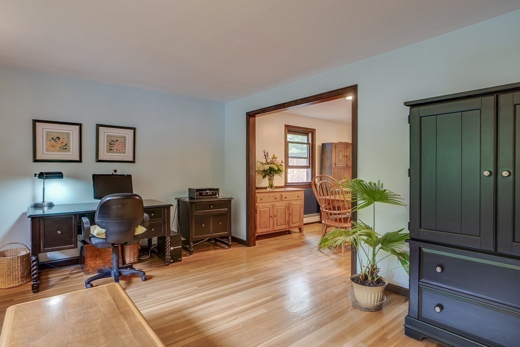 16 Whalen Road Hopkinton, MA 01748 - Photo 8 of 42 Gallery Image 8