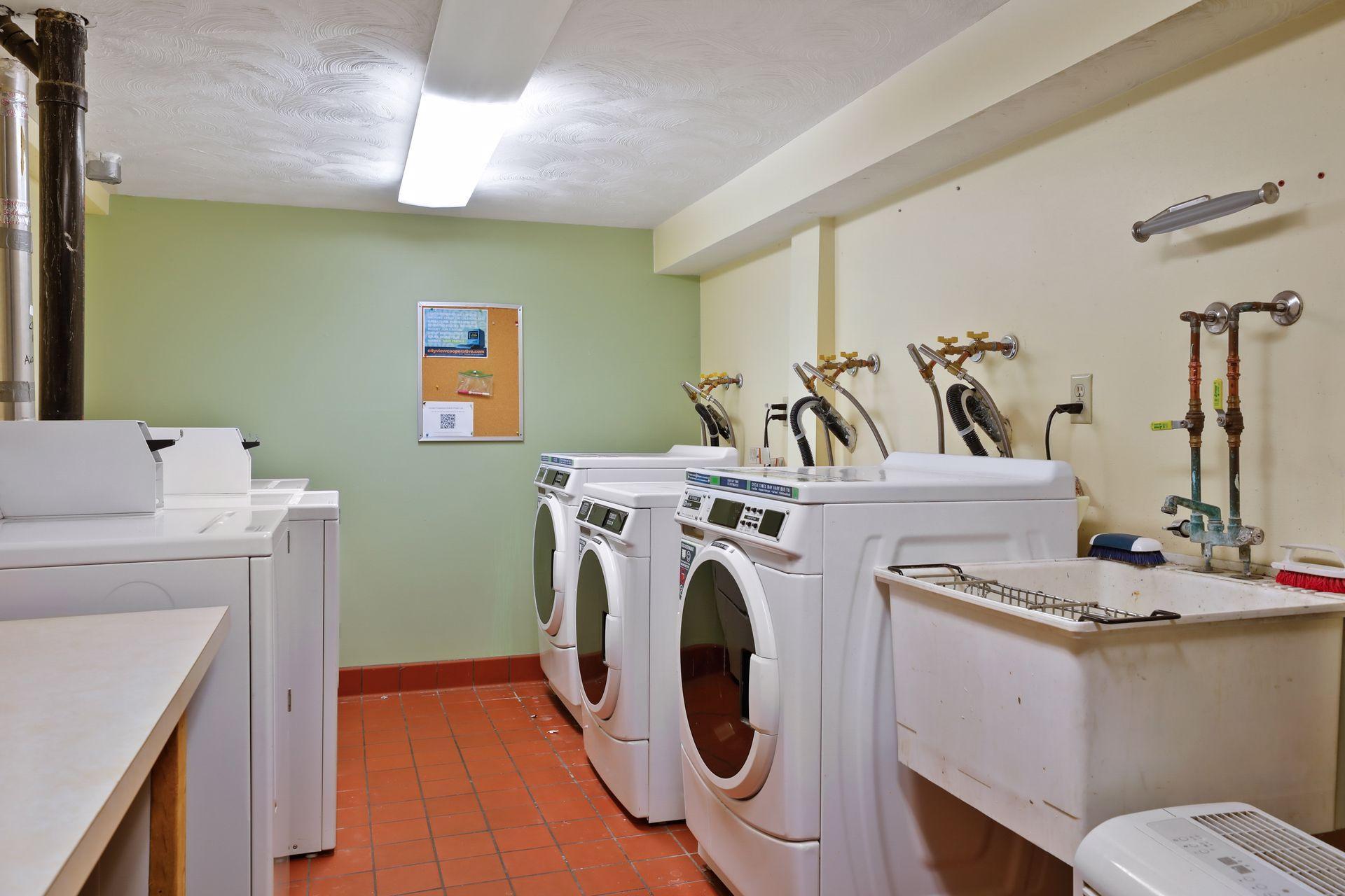 1807 Elliot Avenue, Unit 4 Minneapolis, MN 55404 - Photo 28 of 49