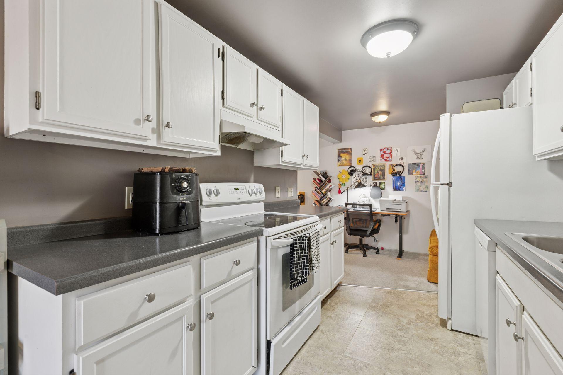 1807 Elliot Avenue, Unit 4 Minneapolis, MN 55404 - Photo 3 of 49