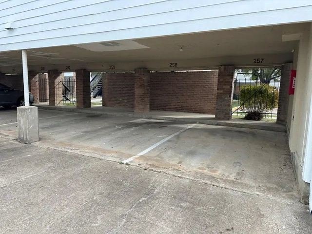 $850 | 7901 Cambridge Street, Unit 46, Houston, TX 77054