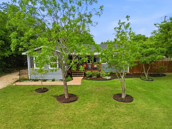 $310,000 | 700 9th Street, Blanco, TX 78606
