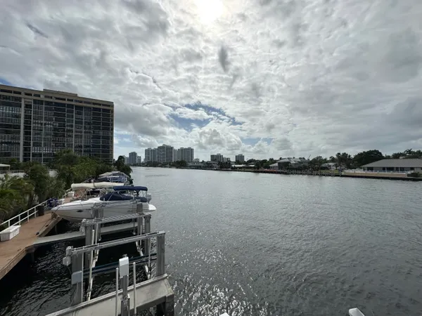 $2,400 | 1985 South Ocean Drive, Unit 21A, Hallandale Beach, FL 33009