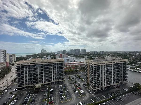 $2,400 | 1985 South Ocean Drive, Unit 21A, Hallandale Beach, FL 33009