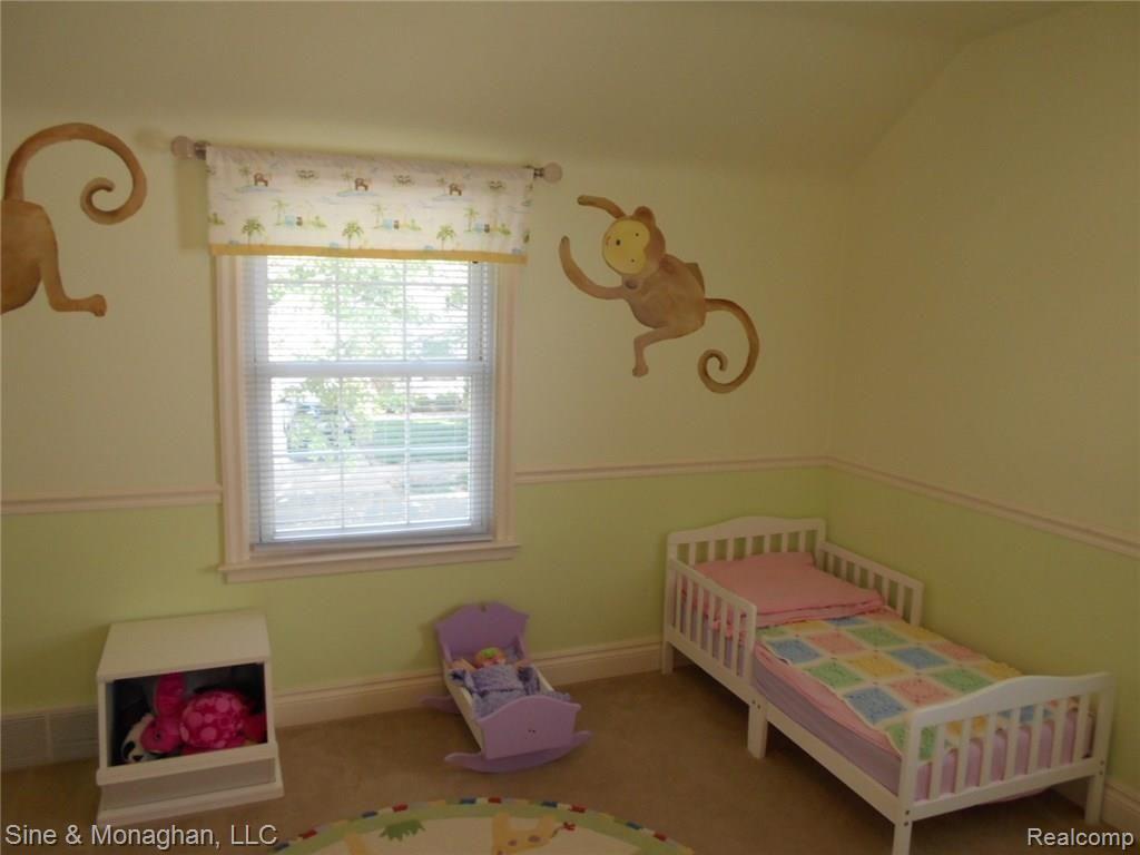 223 McMillan Road Grosse Pointe Farms, MI 48236 - Photo 22 of 39