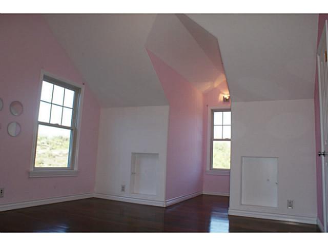 3536 Dove Hollow Road Encinitas, CA 92024 - Photo 11 of 25 Pink BR dormer and high ceilings