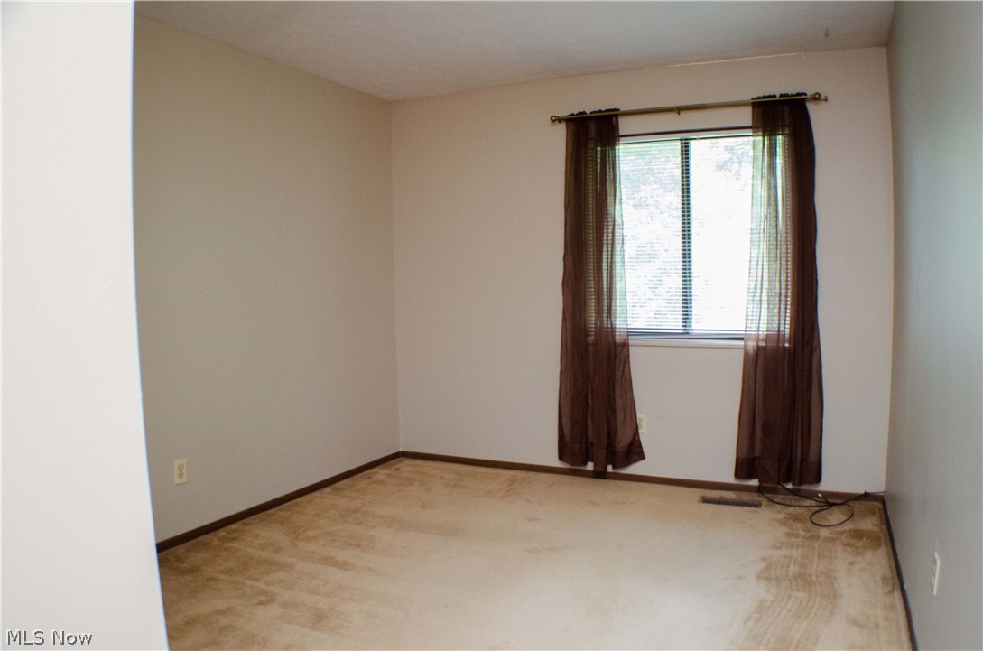 784 Kirkwall Drive Akron, OH 44321 - Photo 12 of 33