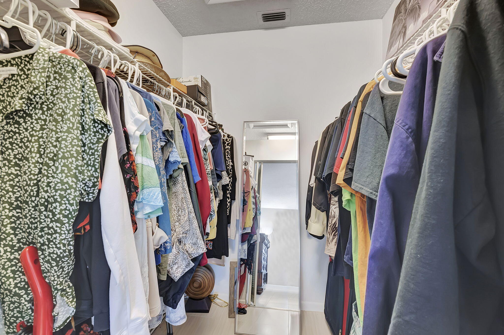 18550 Horizon Avenue Boca Raton, FL 33496 - Photo 18 of 46 Walkin Closet