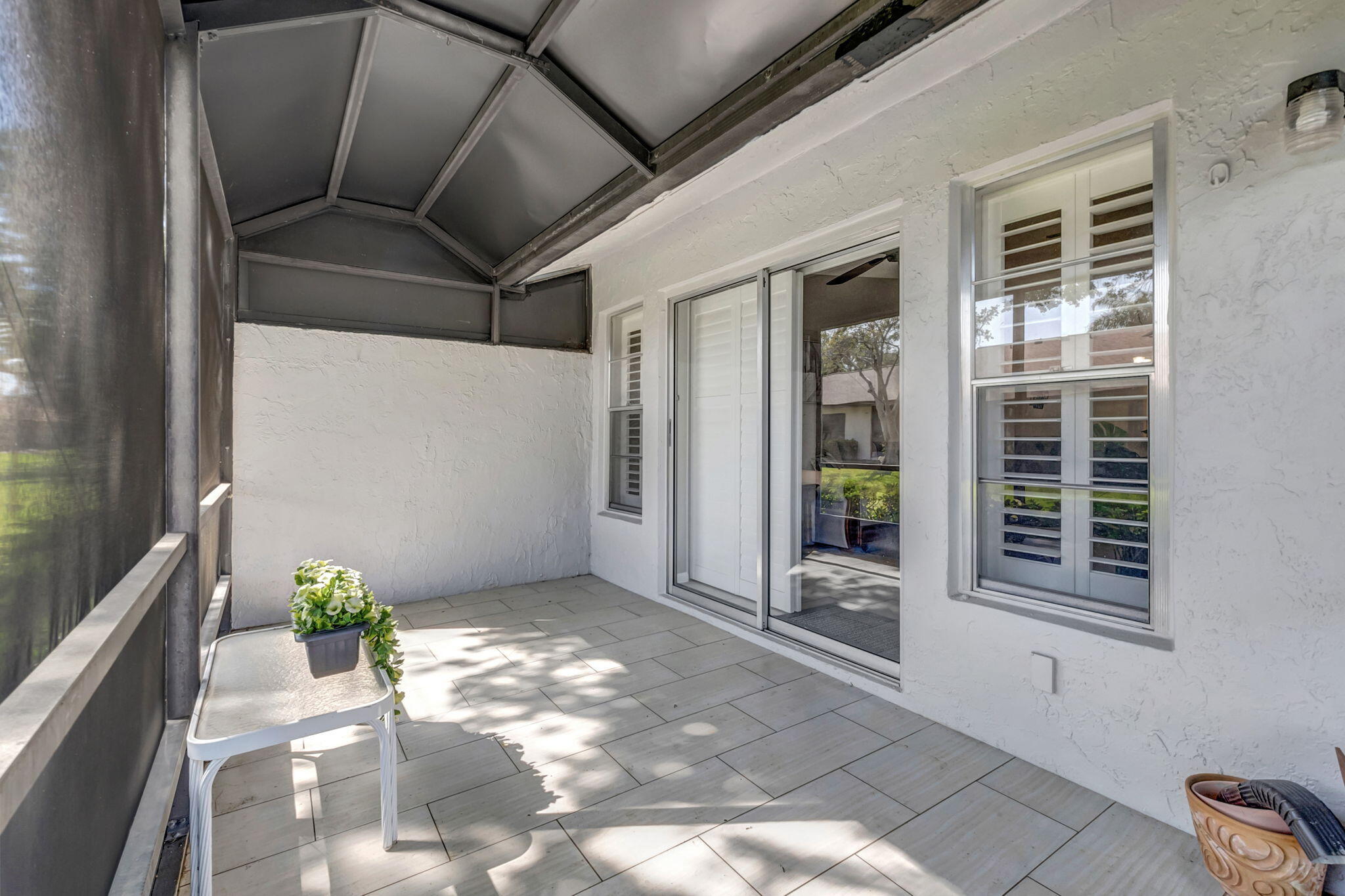 18550 Horizon Avenue Boca Raton, FL 33496 - Photo 26 of 46 Back Porch