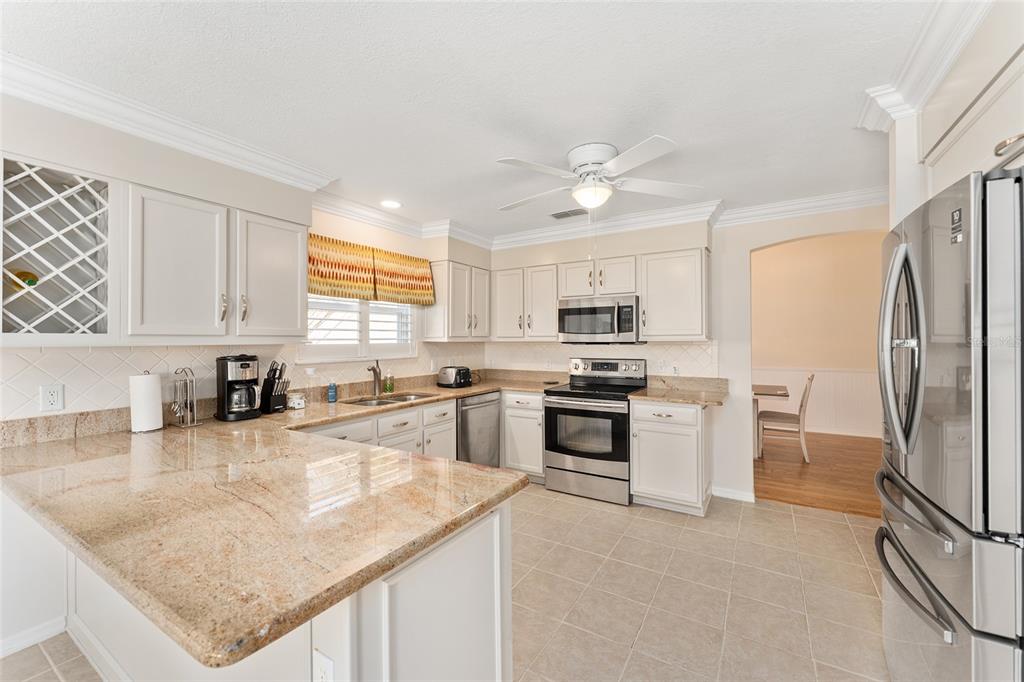 1044 Soledad Way The Villages, FL 32159 - Photo 12 of 61