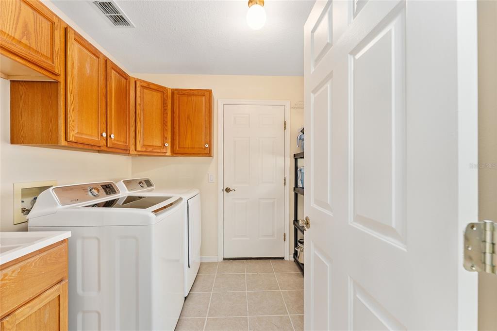 1044 Soledad Way The Villages, FL 32159 - Photo 35 of 61