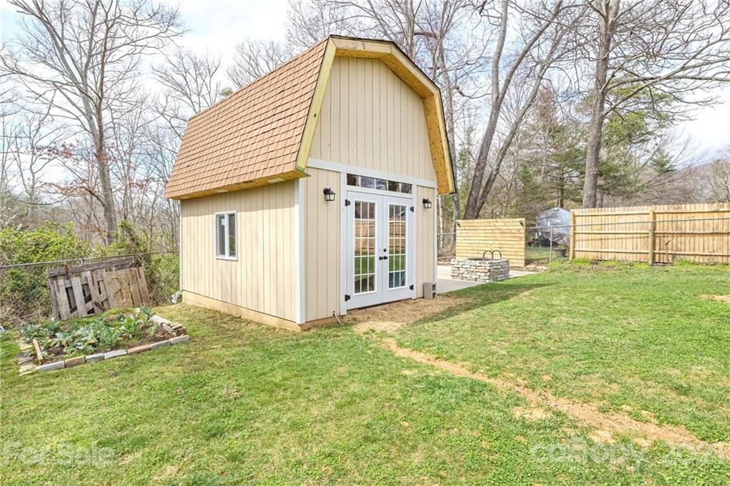 401 Rowland Rd. Swannanoa, NC 28778 - Photo 19 of 45 Gallery Image 19