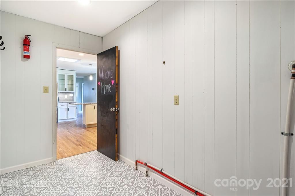401 Rowland Rd. Swannanoa, NC 28778 - Photo 34 of 45 Gallery Image 34