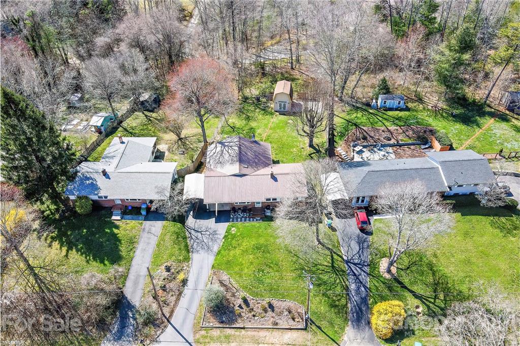 401 Rowland Rd. Swannanoa, NC 28778 - Photo 40 of 45 Gallery Image 40