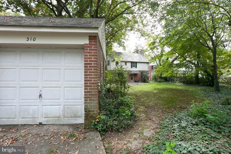310 Broadmoor Road Baltimore, MD 21212 - Photo 29 of 30 Exterior (Rear)
