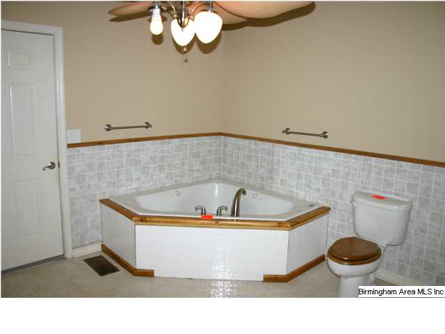 128 Valley Street Adamsville, AL 35005 - Photo 10 of 12