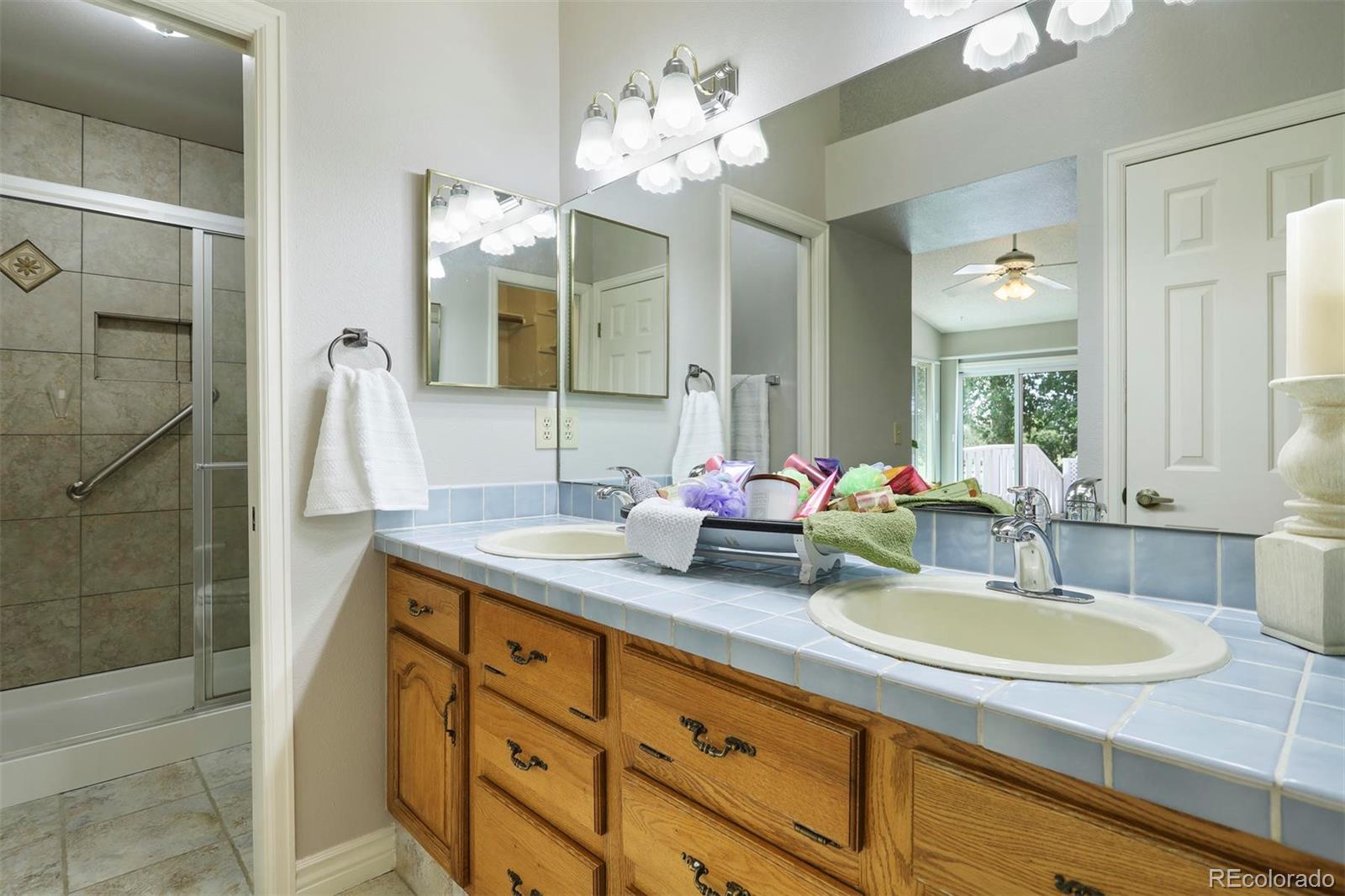 19 Sutherland Court Highlands Ranch, CO 80130 - Photo 16 of 35 Gallery Image 16