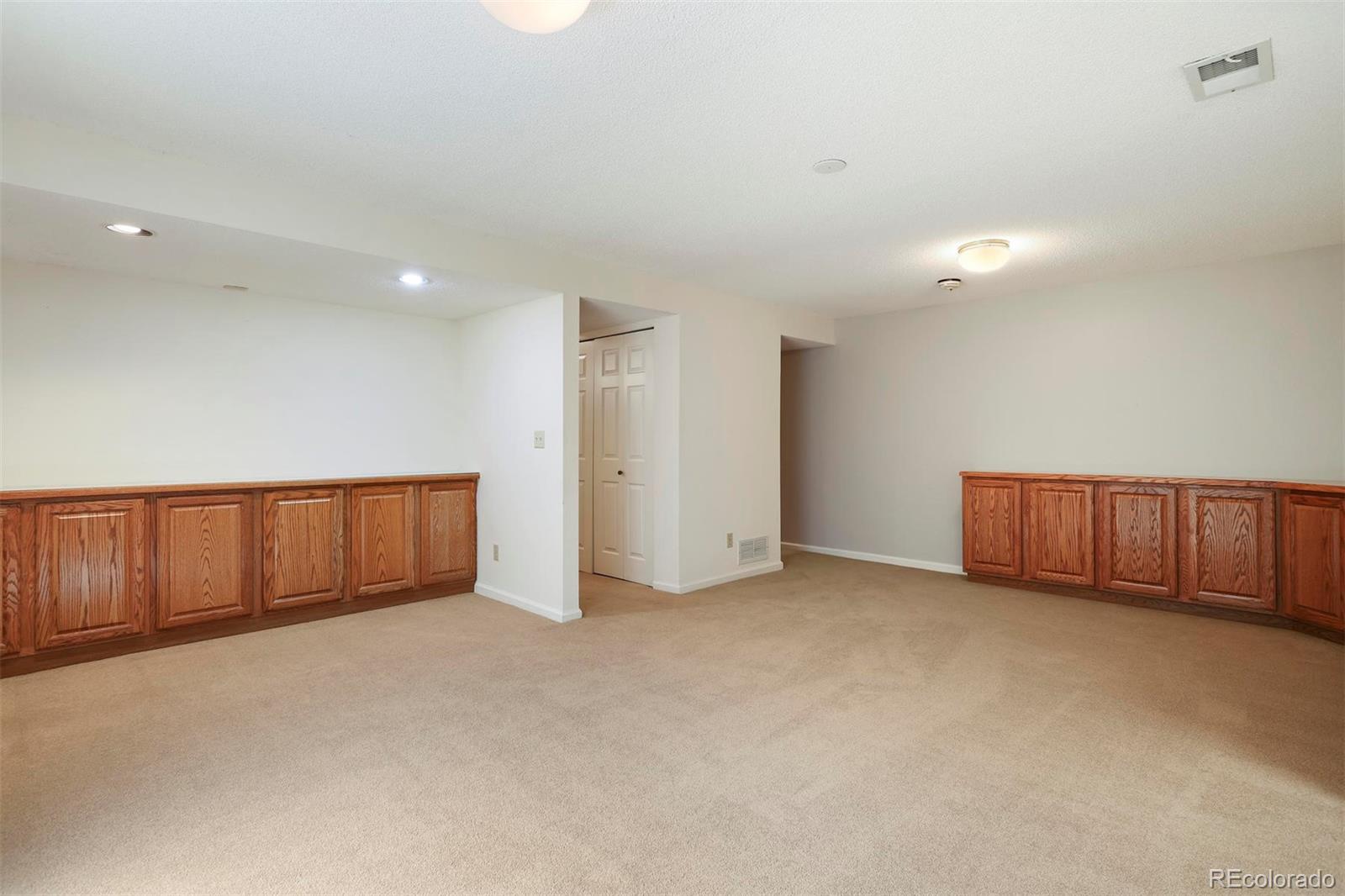 19 Sutherland Court Highlands Ranch, CO 80130 - Photo 22 of 35 Gallery Image 22