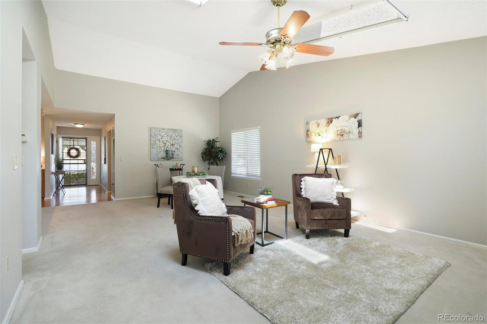19 Sutherland Court Highlands Ranch, CO 80130 - Photo 7 of 35 Gallery Image 7