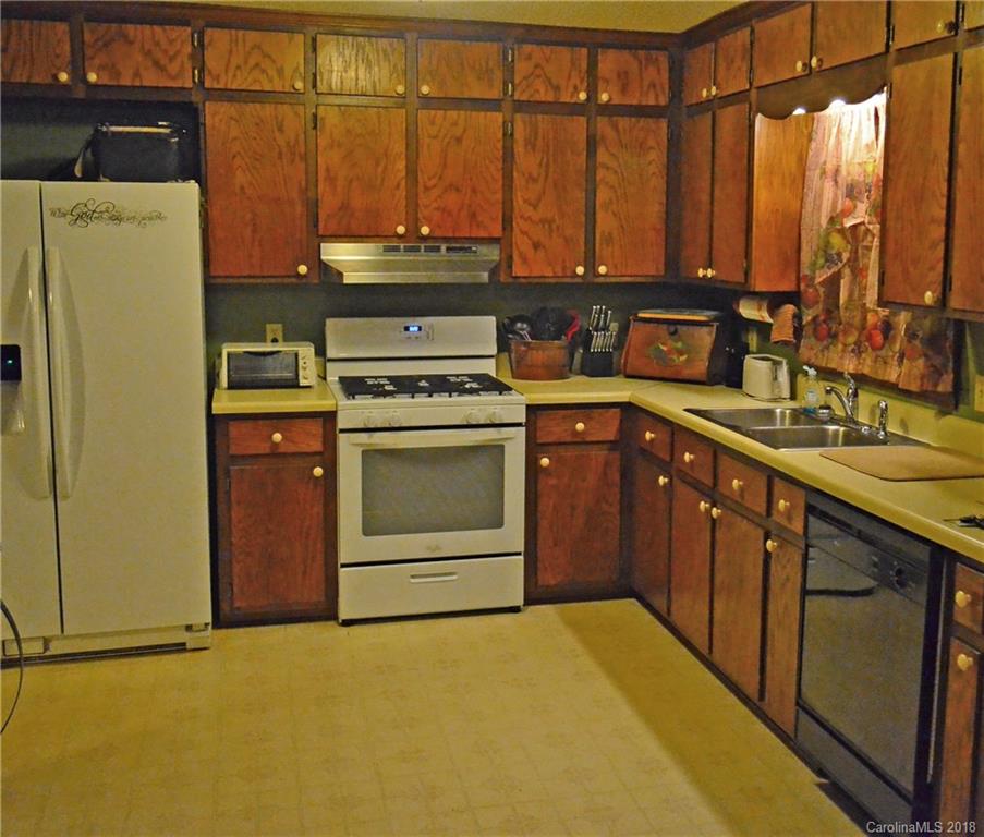 1559 Fairhope Road, Unit 6 York, SC 29745 - Photo 6 of 17 Gallery Image 6