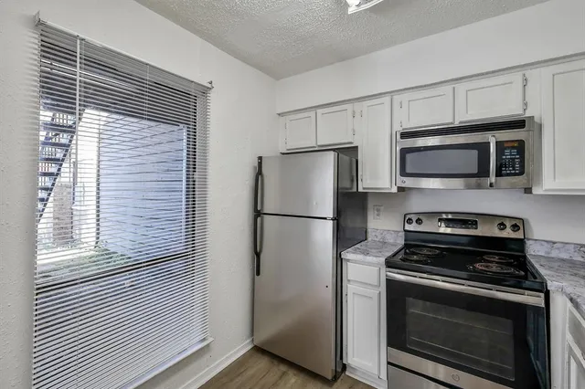 $1,050 | 9835 Walnut Street, Unit 106, Dallas, TX 75243