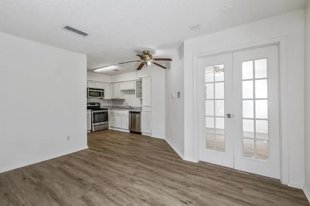 $1,050 | 9835 Walnut Street, Unit 106, Dallas, TX 75243