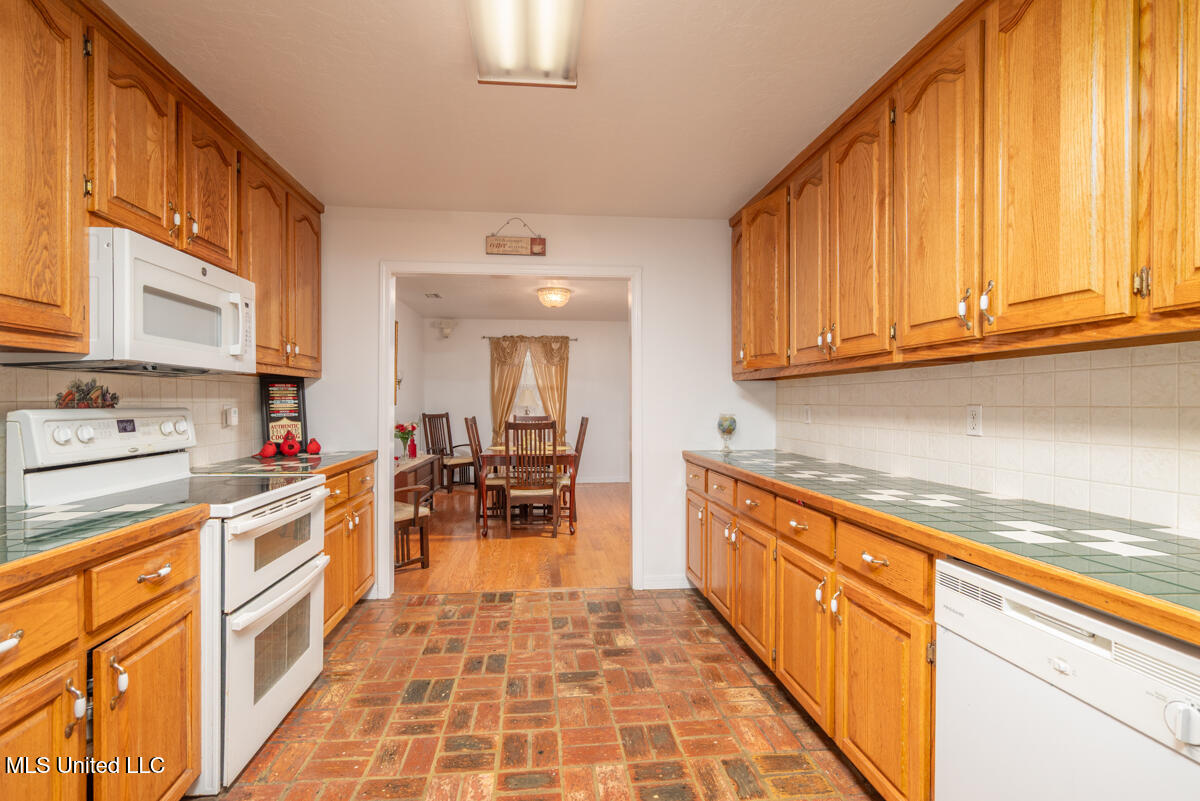 523 Dunnam Road Leakesville, MS 39451 - Photo 24 of 48 Kitchen