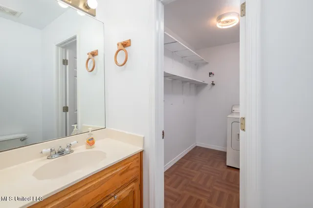 $832,000 | 523 Dunnam Road, Leakesville, MS 39451