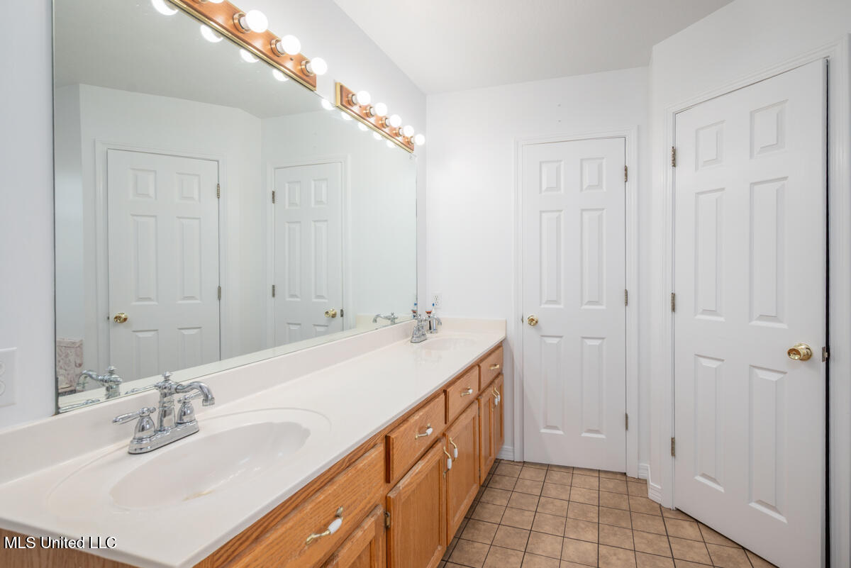 523 Dunnam Road Leakesville, MS 39451 - Photo 37 of 48 Master Bathroom