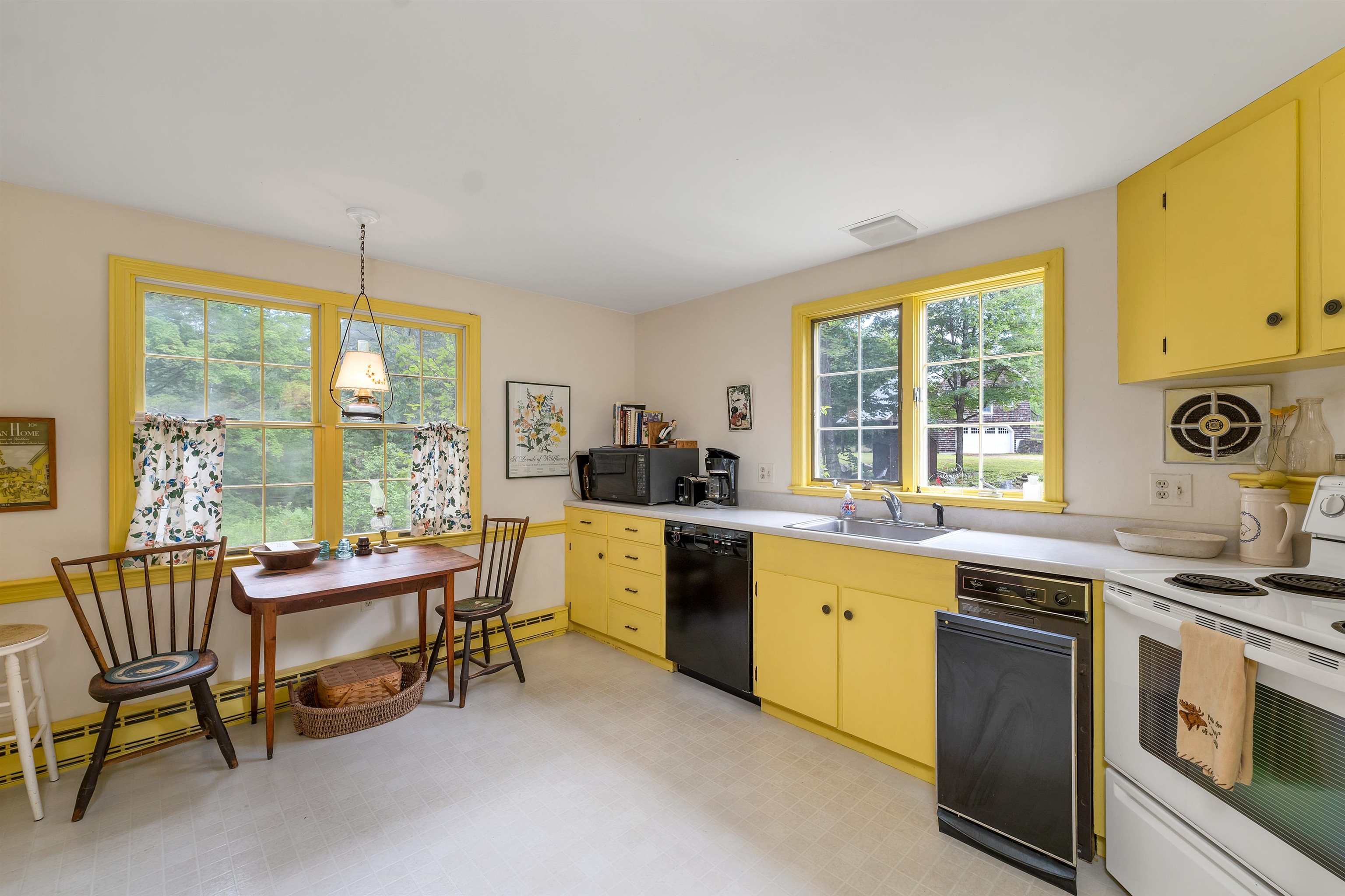 371 Range Road Sandwich, NH 03227 - Photo 22 of 51