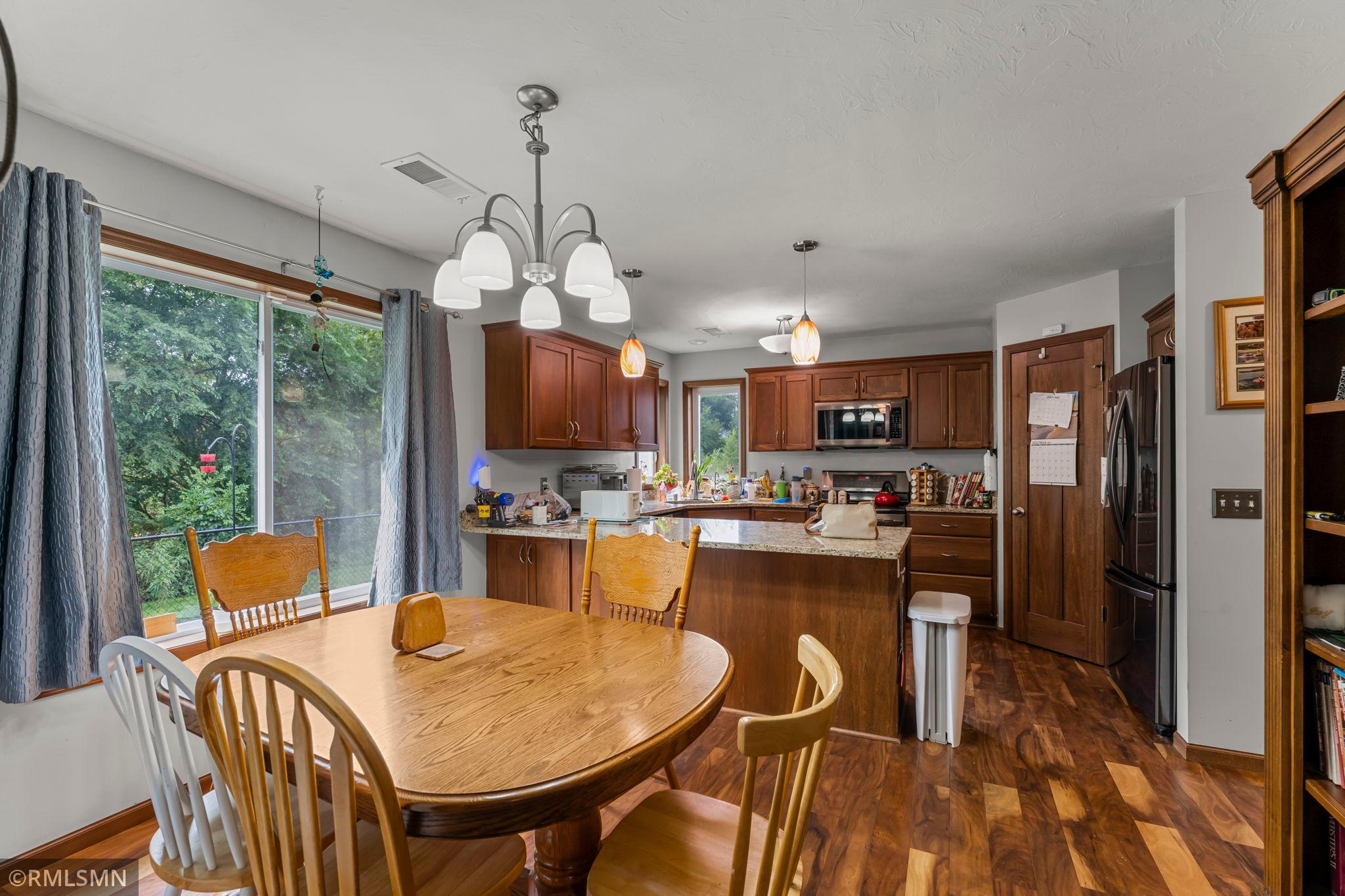 21115 Cameron Way Farmington, MN 55024 - Photo 13 of 34