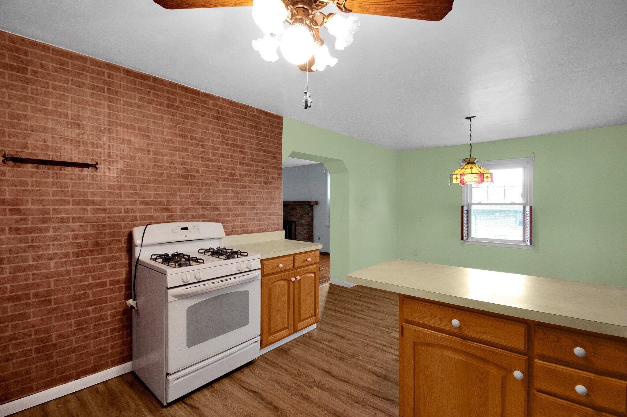 460 Clark State Road Gahanna, OH 43230 - Photo 5 of 25 Kitchen