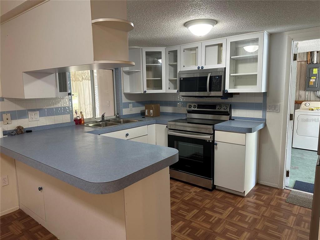 9741 Scenic Drive Port Richey, FL 34668 - Photo 11 of 15