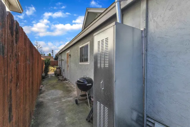 $1,349,900 | 6907 Bettyhill Drive, San Diego, CA 92117