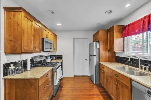 $1,349,900 | 6907 Bettyhill Drive, San Diego, CA 92117