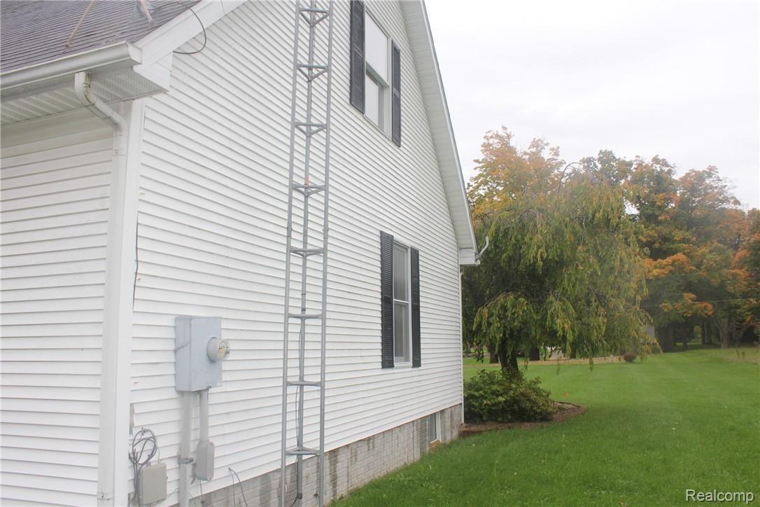 14878 Byron Road Byron, MI 48418 - Photo 15 of 48 IMG_8553.JPG