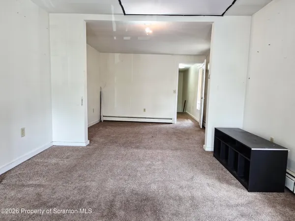 $1,300 | 68 Green Place, Unit 1, Scranton, PA 18509