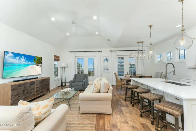 $1,595,000 | 275 Pinnacle Dr Port Street, Port St. Joe, FL 32456