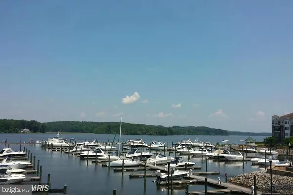 $3,200 | 724 Vestal Street, Woodbridge, VA 22191