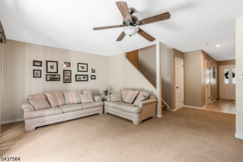198 Crestview Road Bridgewater, NJ 08807 - Photo 6 of 28