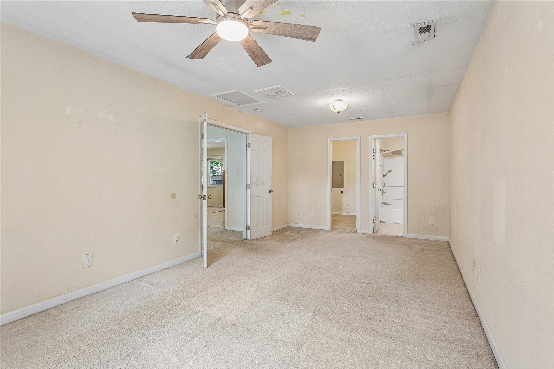 28 Colony Road Newport News, VA 23602 - Photo 32 of 46 Gallery Image 32