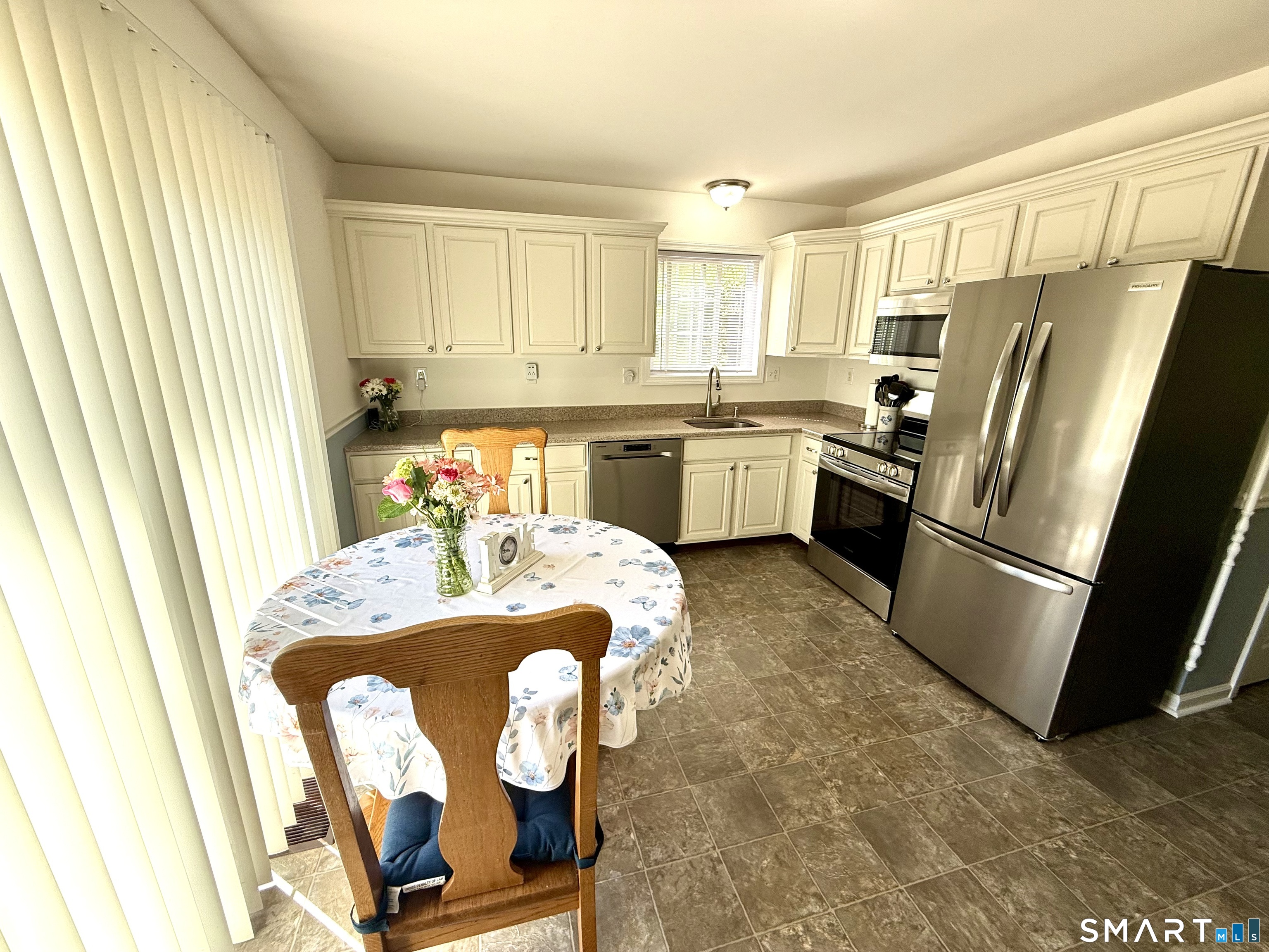 40 Trolley Bridge Road, Unit 9 Shelton, CT 06484 - Photo 12 of 31