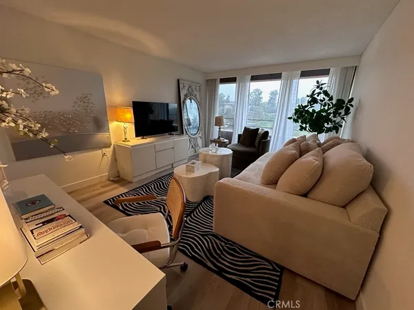 $29,000 | 24055 Paseo Del Lago, Unit 553, Laguna Woods, CA 92637