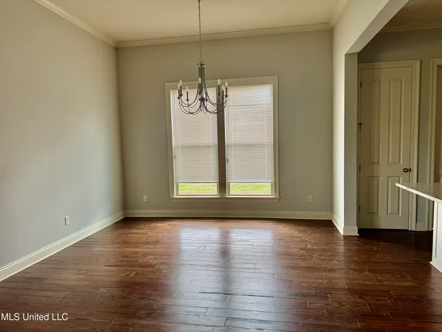 $310,000 | 106 Riverbend Avenue, Vidalia, LA 71373