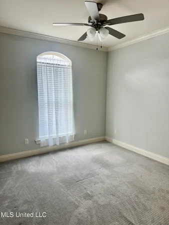 $300,000 | 106 Riverbend Avenue, Vidalia, LA 71373