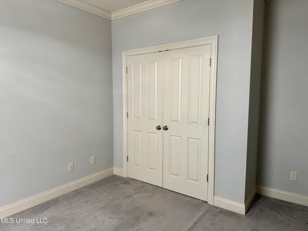 $300,000 | 106 Riverbend Avenue, Vidalia, LA 71373